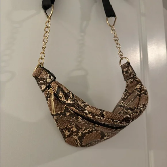 Snake Skin Pattern Fanny Pack - Picture 2 of 5